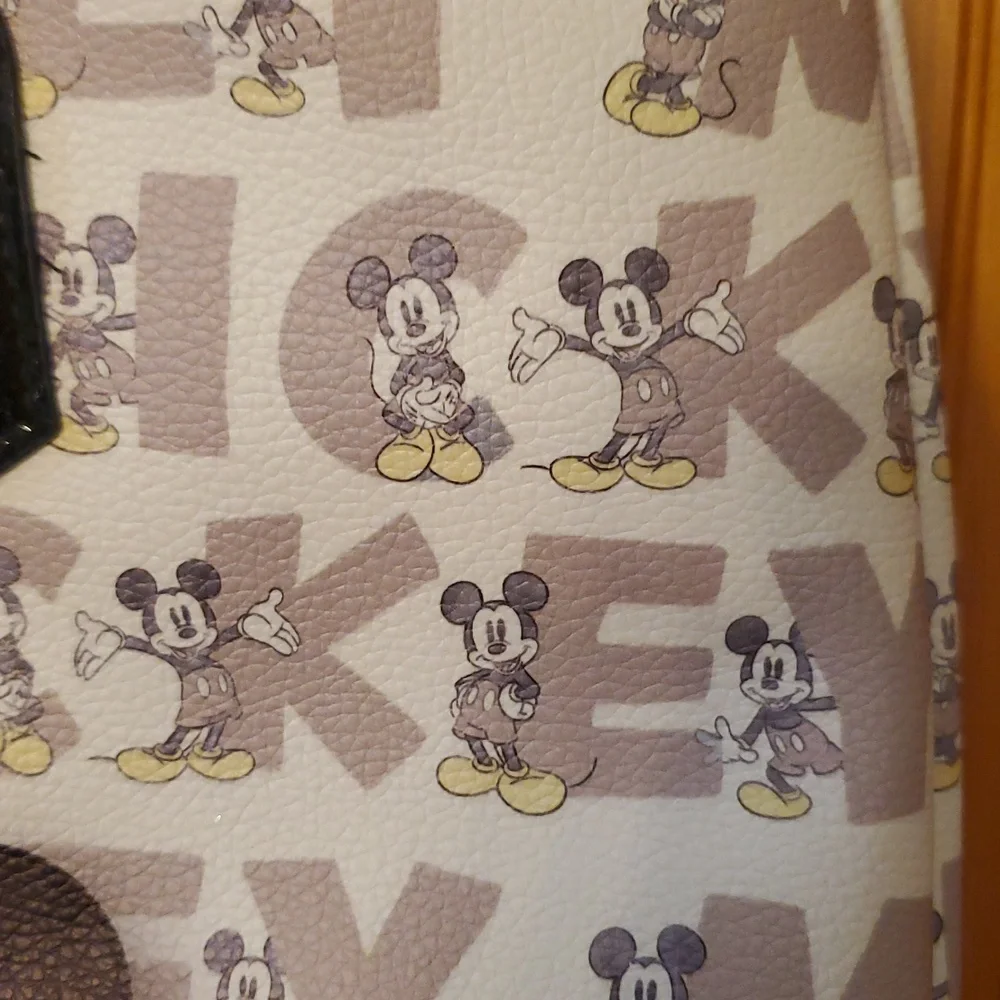 Disney x The Bradford Exchange Mickey Mouse Iconic Faux‎ Leather Tote Bag